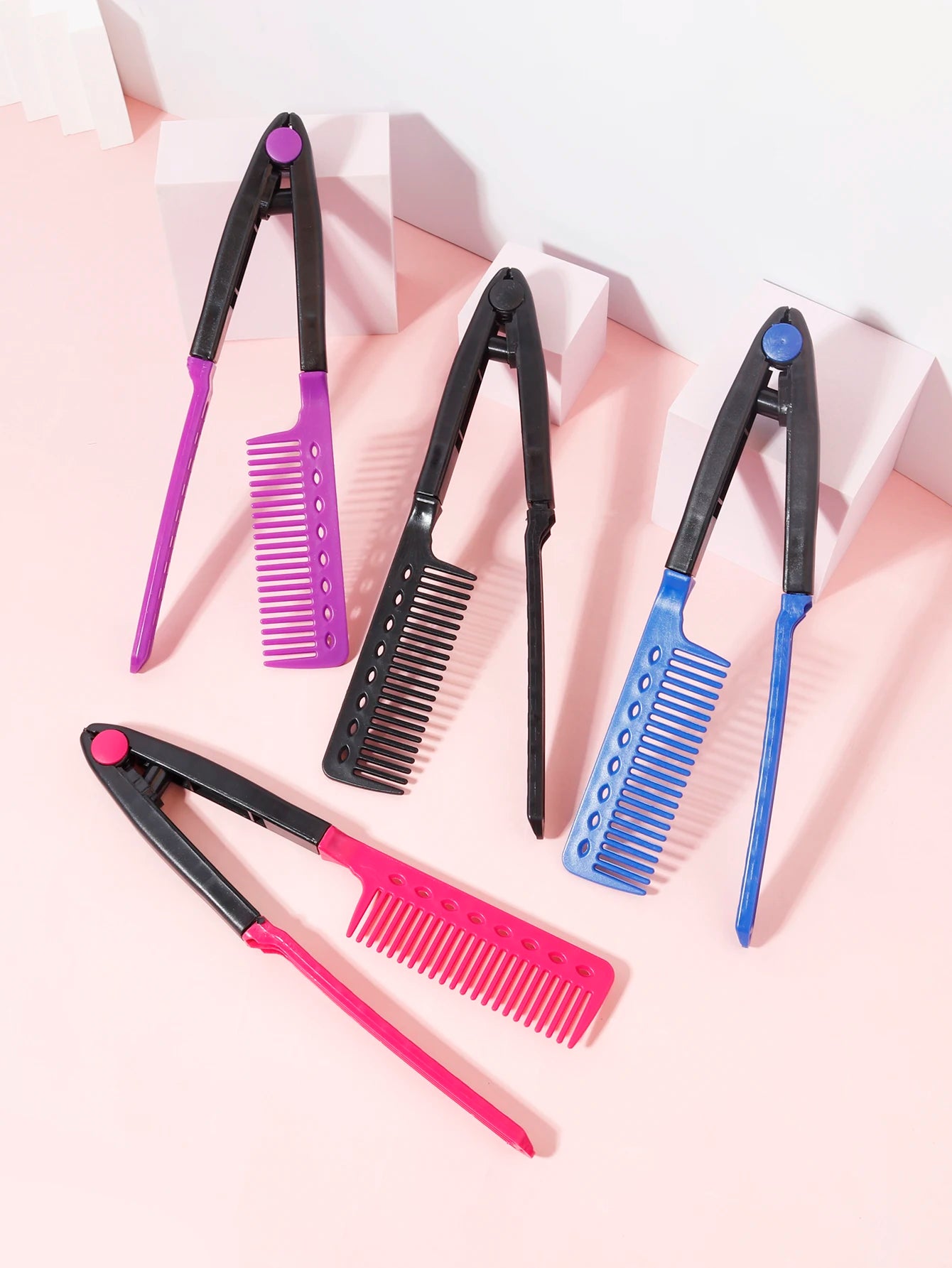 Straight hair brush, V-shaped straightener