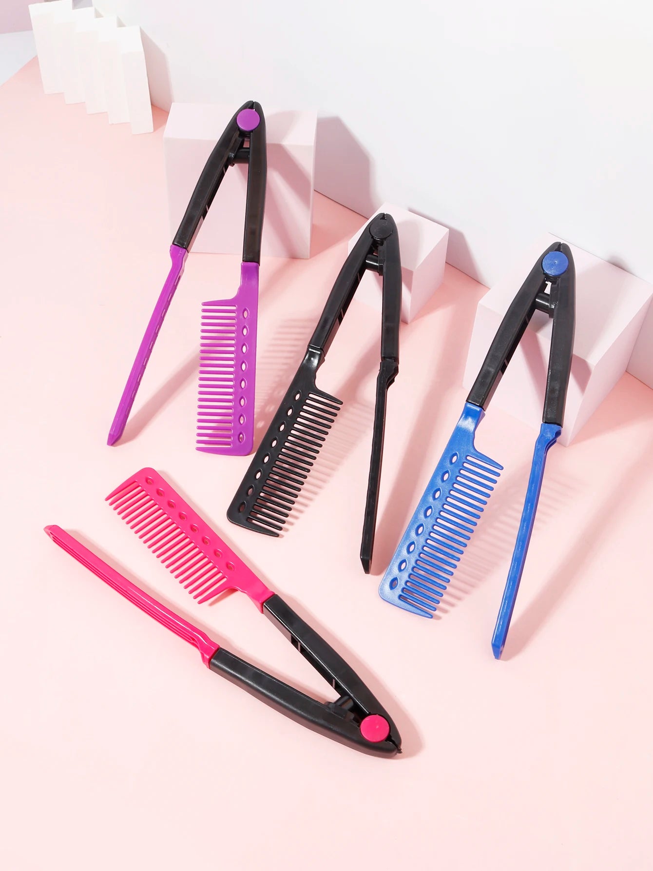 Straight hair brush, V-shaped straightener